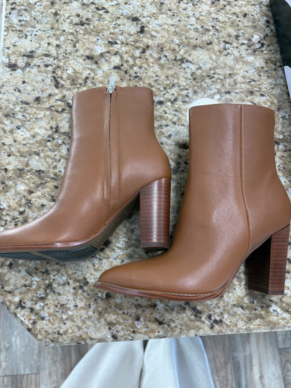 Nine West Brown Leather Pointed-Toe Stacked Heel Ankle Boots